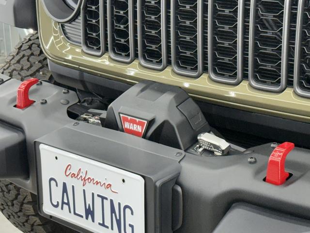 ジープ・ラングラーアンリミテッド ルビコンＸ　３．６Ｌ　新色４１　日本未発売グレード　スカイトップ　エクストリームリーコン３５タイヤＰＫＧ　フロント１２ｗａｙパワーシート　３５インチタイヤ　ブラックナッパレザーシート　１２．３インチモニター　ワイヤレスアップルカープレイ　シートヒーター（17枚目）