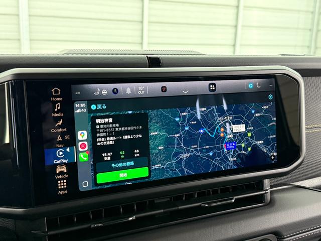 お手持ちのスマホを繋げば、スマホのナビを純正画面で使えるようになります。これはとにかく便利です。もちろん日本語表示です。