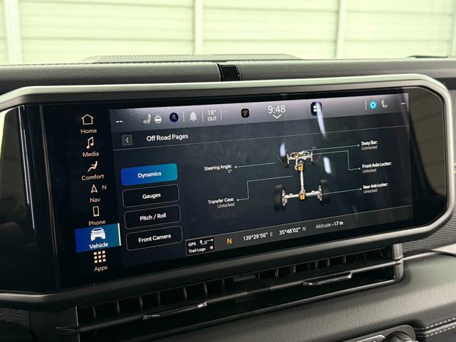 オフロードページではオフロード走行に関する車両情報をモニターで確認することが出来ます。オフロード競技など本格クロカン派の方にもおすすめです！