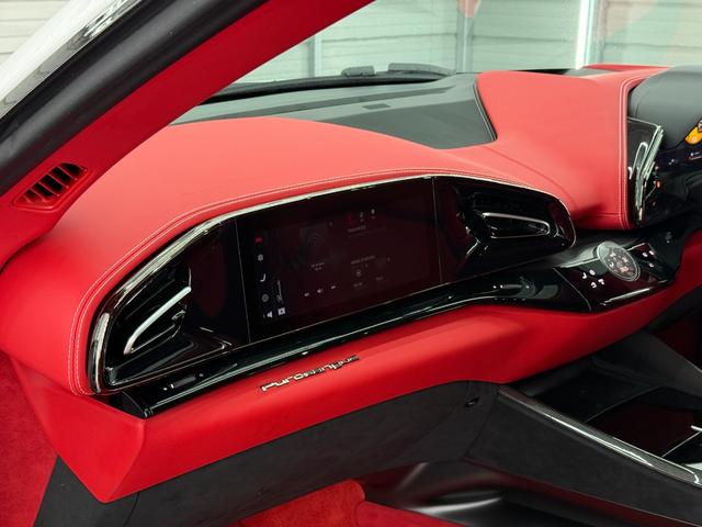 プロサングエ 右Ｈ　外装＆内装特別仕様カラー　カーボンＬＥＤステアリング　内外装カーボン　調光式パノラマルーフ　２３インチ鍛造ダイヤモンドＡＷ　フロントリフター　ブルメスターハイエンドオーディオ　ＲＯＳＳＯ　ＦＥＲＲＡＲＩ　ＢＩＡＮＣＯ　ＣＥＲＶＩＮＯ（14枚目）