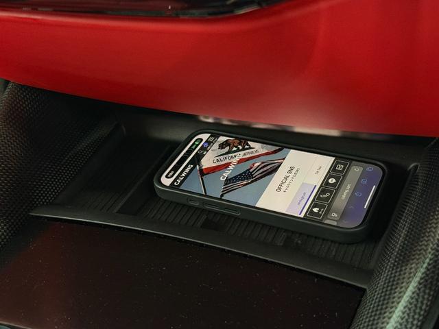 プロサングエ 右Ｈ　外装＆内装特別仕様カラー　カーボンＬＥＤステアリング　内外装カーボン　調光式パノラマルーフ　２３インチ鍛造ダイヤモンドＡＷ　フロントリフター　ブルメスターハイエンドオーディオ　ＲＯＳＳＯ　ＦＥＲＲＡＲＩ　ＢＩＡＮＣＯ　ＣＥＲＶＩＮＯ（47枚目）