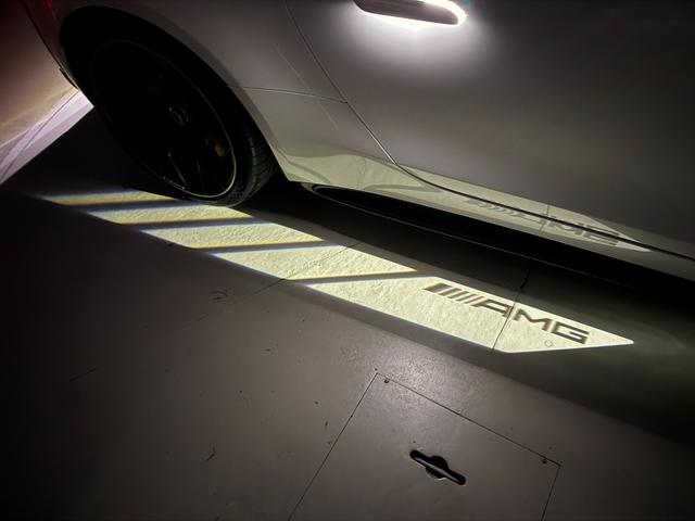 �Ŗ���Ƃ炷�`�l�f���S�E�F���J�������v�B