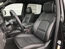 運転席/助手席8wayパワーシートが標準です。