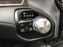 2WD、4WDを任意で設定可能です。普段は2WDで走っていれば燃費も悪くないようです。