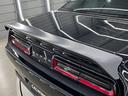 ＳＲＴレッドアイ　ジェイルブレイク　最終モデル　８０７馬力　リアルカーボンインテリア　ワイドボディ　ハーマンカードン１８スピーカーｗｉｔｈサブウーファー　ブレンボブレーキ　アクティブエキゾースト　シートヒーター　ステアリングヒーター　アップルカープレイ（25枚目）