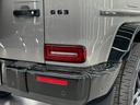 Ｇ６３　左Ｈ　スペシャルオーダー　ＡＭＧナイト　特注仕様　マヌファクトゥーアプログラムプラス　ＡＭＧカーボンファイバーインテリア　フルレザー仕様　サンルーフ　アップルカープレイ　ブルメスターサウンド　サンルーフ　ソフトクローズドア　リラクゼーション機能（16枚目）