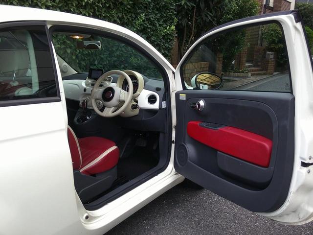 ５００ ペッレ　マイチェンモデル禁煙・１００台限定車ポルトローナフラウ社製レッドフル本革デザインレザーシート・白本革巻ステア＆スイッチ・Ｔベルト交換不要・ＴＶナビＥＴＣ・純正ＣＤオーディオ・デザイン専用アルミ取説記録（15枚目）