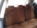 ポルトローナ・フラウ製キャメル最終型専用デザインシート使用感は大変少なく禁煙の大事に使われていた印象が伝わってくる綺麗な内装、一見の価値アリ、便利なWホールディング式2:1分割可倒式デザイン優れた座席