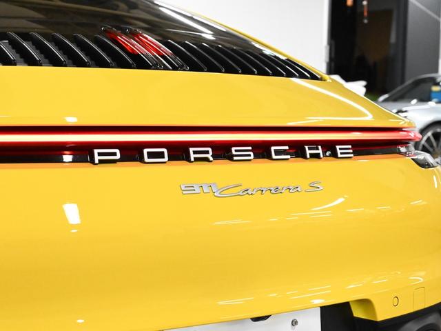 ９１１ ９１１カレラＳ　スポーツクロノパッケージ　モードスイッチ及ポルシェトラックプレシジョンアプリ含　スポーツエグゾーストシステム　ブラックテールパイプ　アダプティブクルーズコントロール　トラフィックジャムアシスト（40枚目）