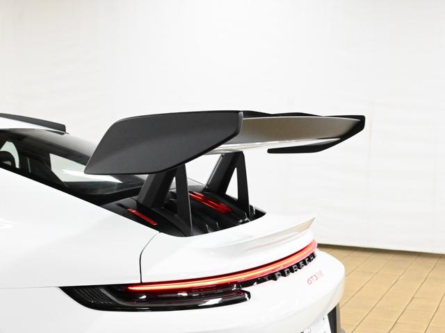 ９１１ ９１１ＧＴ３ＲＳ　クラブスポーツパッケージ　フロントアクスルリフトシステム　ＬＥＤマトリクスヘッドライトＰＤＬＳ＋　ＢＯＳＥサラウンドサウンドシステム　２０／２１インチ９１１ＧＴ３ＲＳ軽量鍛造アルミホイール（40枚目）