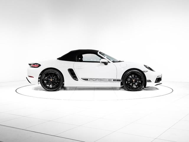 ７１８ボクスター ７１８ボクスター　スポーツクロノパッケージ　パワーステアリング　プラス　ポルシェアクティブサスペンションマネジメント　レーン　チェンジ　アシスト　パワーステアリングプラス　ペダル　フットレストアルミニウム（4枚目）