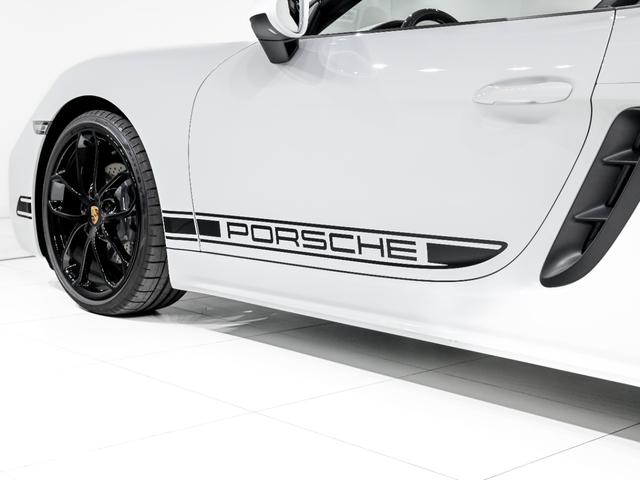 ７１８ボクスター ７１８ボクスター　スポーツクロノパッケージ　パワーステアリング　プラス　ポルシェアクティブサスペンションマネジメント　レーン　チェンジ　アシスト　パワーステアリングプラス　ペダル　フットレストアルミニウム（41枚目）