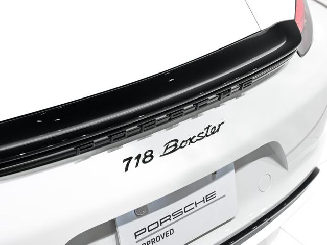 ７１８ボクスター ７１８ボクスター　スポーツクロノパッケージ　パワーステアリング　プラス　ポルシェアクティブサスペンションマネジメント　レーン　チェンジ　アシスト　パワーステアリングプラス　ペダル　フットレストアルミニウム（44枚目）