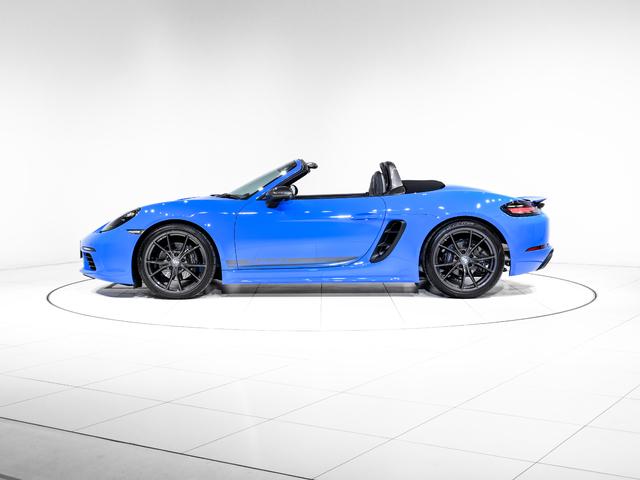 ７１８ボクスター ７１８ボクスターＴ　スポーツクロノパッケージ　７１８Ｔインテリア　パッケージ　ライトデザインパッケージ　レーン　チェンジ　アシスト　電動可倒式エクステリア　ミラー　Ｒａｃｅ－ＴｅｘのＧＴスポーツ　ステアリングホイール（8枚目）