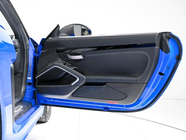 ７１８ボクスター ７１８ボクスターＴ　スポーツクロノパッケージ　７１８Ｔインテリア　パッケージ　ライトデザインパッケージ　レーン　チェンジ　アシスト　電動可倒式エクステリア　ミラー　Ｒａｃｅ－ＴｅｘのＧＴスポーツ　ステアリングホイール（38枚目）