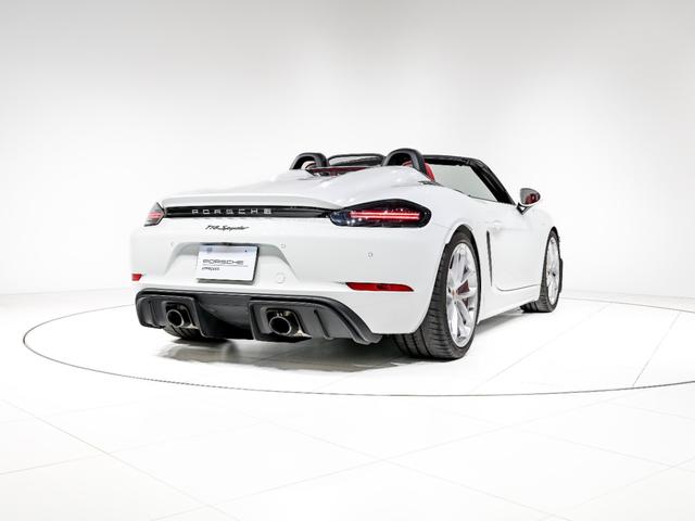 ７１８スパイダー ７１８スパイダー　６ＭＴ　スポーツクロノパッケージ　シートヒーター　ＰＡＳＭ　２０インチ　７１８　Ｓｐｙｄｅｒホイール　シートヒーター　スモーカーパッケージ　ストレージパッケージ　フロアマット　スポーツクロノパッケージ（49枚目）