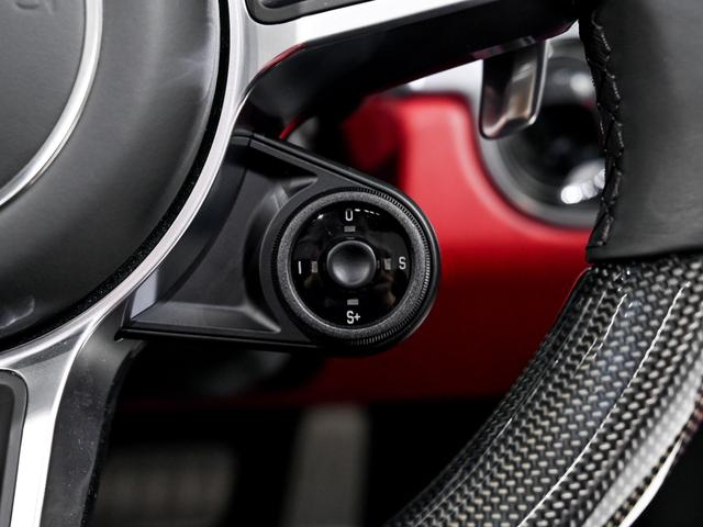 ７１８ボクスター ７１８ボクスターＧＴＳ　４．０　スポーツクロノパッケージ　ＢＯＳＥサラウンド　サウンド　システム　ＰＡＳＭ　パワーステアリング　プラス　ストレージパッケージ　スポーツクロノパッケージ　シートヒーター　レーン　チェンジ　アシスト（35枚目）