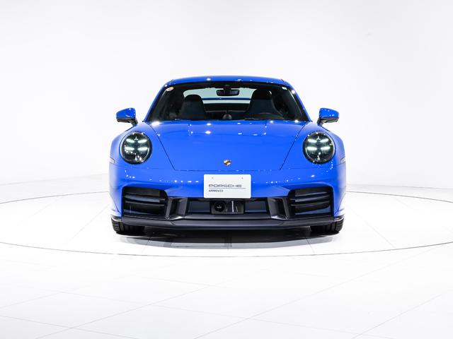 ９１１ ９１１カレラ　スポクロ　スポエグ　エクステリアパッケージ　エクステリアパッケージ　２０／２１インチ　ＲＳ　Ｓｐｙｄｅｒ　ホイール　パワーステアリングプラス　助手席フットウェルストレージネット　シートヒーター（2枚目）