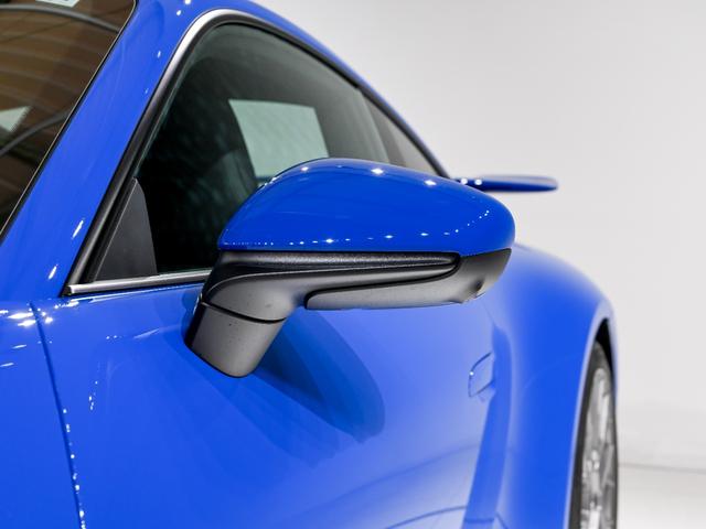 ９１１ ９１１カレラ　スポクロ　スポエグ　エクステリアパッケージ　エクステリアパッケージ　２０／２１インチ　ＲＳ　Ｓｐｙｄｅｒ　ホイール　パワーステアリングプラス　助手席フットウェルストレージネット　シートヒーター（45枚目）
