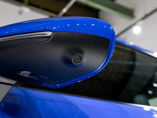 ９１１ ９１１カレラ　スポクロ　スポエグ　エクステリアパッケージ　エクステリアパッケージ　２０／２１インチ　ＲＳ　Ｓｐｙｄｅｒ　ホイール　パワーステアリングプラス　助手席フットウェルストレージネット　シートヒーター（46枚目）