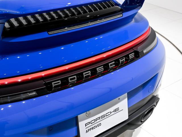 ９１１ ９１１カレラ　スポクロ　スポエグ　エクステリアパッケージ　エクステリアパッケージ　２０／２１インチ　ＲＳ　Ｓｐｙｄｅｒ　ホイール　パワーステアリングプラス　助手席フットウェルストレージネット　シートヒーター（47枚目）
