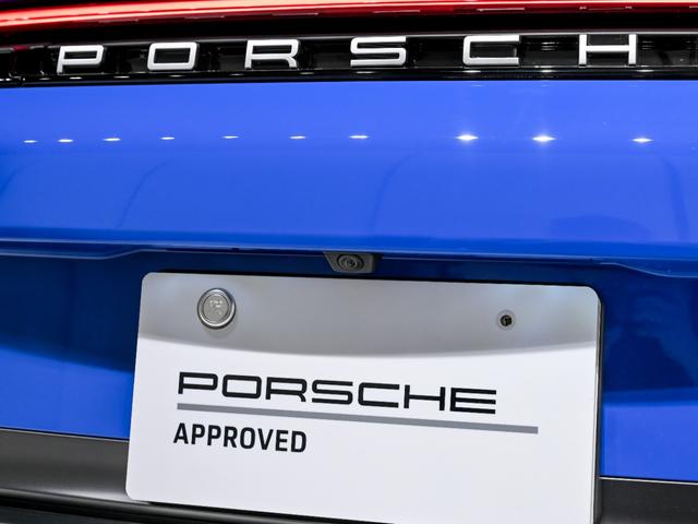 ９１１ ９１１カレラ　スポクロ　スポエグ　エクステリアパッケージ　エクステリアパッケージ　２０／２１インチ　ＲＳ　Ｓｐｙｄｅｒ　ホイール　パワーステアリングプラス　助手席フットウェルストレージネット　シートヒーター（49枚目）