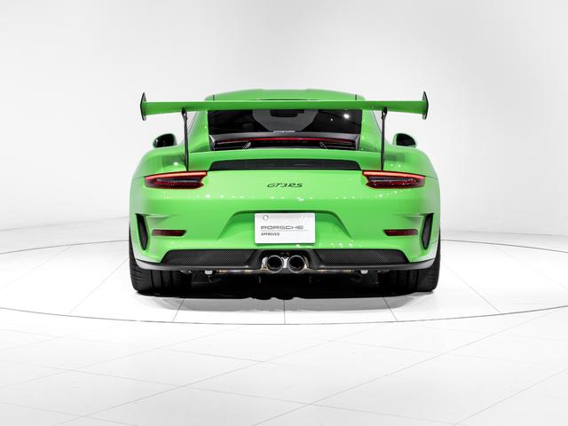 ９１１ ９１１ＧＴ３ＲＳ　クロノ　パッケージ　クラブスポーツパッケージ　ＰＣＣＢ　フロント　アクスル　リフト　システム　２０インチ　ＧＴ３　ＲＳホイール　フロアマット　プライバシーガラス（6枚目）