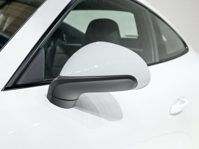 ９１１ ９１１カレラ　スポーツクロノパッケージ　パワーステアリングプラス　シートヒーター　クルーズコントロール　シートヒーター　助手席ラゲッジネット　フロアマット　１９ｉｎ　Ｃａｒｒｅｒａホイール（44枚目）