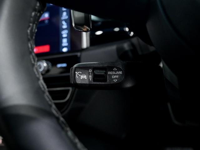 マカン マカン　スポクロ　スポエグ　パノラマ　ルーフ　システム　ＰＡＳＭ　ＳｐｏｒｔＤｅｓｉｇｎサイドスカート　パワーステアリング　プラス　コンフォートシート　１４ｗａｙ電動調節　メモリーパッケージ付　シートヒーター（35枚目）