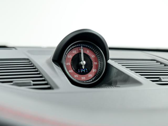 ９１１ ９１１カレラＧＴＳ　カブリオレ　フロントリフター　ＢＯＳＥサラウンドサウンドシステム　アダプティブクルーズコントロール　トラフィックジャムアシスト　ストレージパッケージ　シートヒーター　ＬＥＤヘッドライトＰＤＬＳ＋ティンテッド（10枚目）