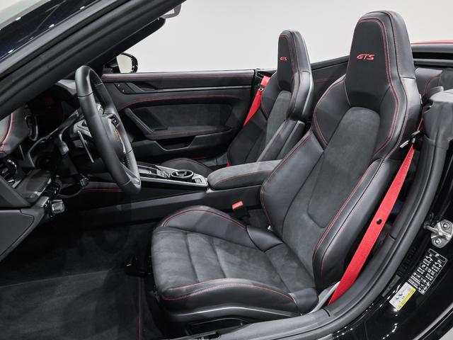 ９１１ ９１１カレラＧＴＳ　カブリオレ　フロントリフター　ＢＯＳＥサラウンドサウンドシステム　アダプティブクルーズコントロール　トラフィックジャムアシスト　ストレージパッケージ　シートヒーター　ＬＥＤヘッドライトＰＤＬＳ＋ティンテッド（13枚目）