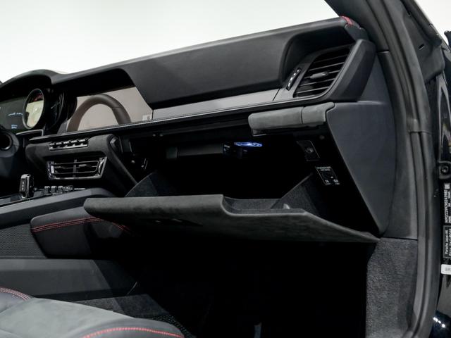 ９１１ ９１１カレラＧＴＳ　カブリオレ　フロントリフター　ＢＯＳＥサラウンドサウンドシステム　アダプティブクルーズコントロール　トラフィックジャムアシスト　ストレージパッケージ　シートヒーター　ＬＥＤヘッドライトＰＤＬＳ＋ティンテッド（21枚目）