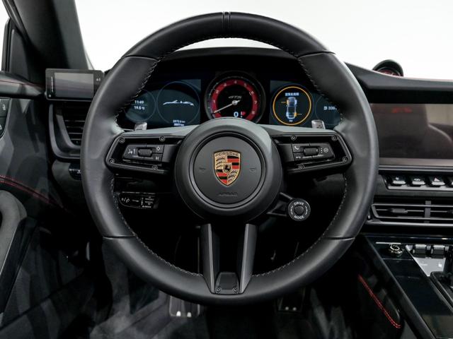 ９１１ ９１１カレラＧＴＳ　カブリオレ　フロントリフター　ＢＯＳＥサラウンドサウンドシステム　アダプティブクルーズコントロール　トラフィックジャムアシスト　ストレージパッケージ　シートヒーター　ＬＥＤヘッドライトＰＤＬＳ＋ティンテッド（33枚目）