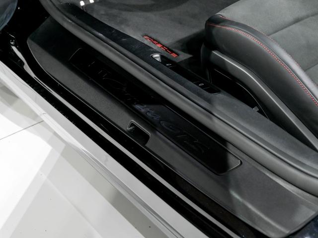 ９１１ ９１１カレラＧＴＳ　カブリオレ　フロントリフター　ＢＯＳＥサラウンドサウンドシステム　アダプティブクルーズコントロール　トラフィックジャムアシスト　ストレージパッケージ　シートヒーター　ＬＥＤヘッドライトＰＤＬＳ＋ティンテッド（39枚目）