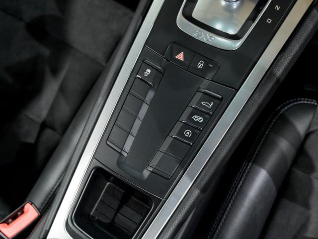 718ケイマン 718ケイマンS スポーツクロノ パッケージ パワーステアリングプラス シートヒーター 20inc Carrera S ホイール 電動可倒式ドアミラー 助手席ラゲッジネット フロアマット(30枚目)