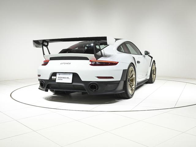 911 911GT2 RS ヴァイザッハPKG クラブスポーツPKG スポーツクロノPKG フロントリフトシステム LEDメインブラックヘッドライトPDLS スモーカーパッケージ ライトデザインパッケージ(20枚目)
