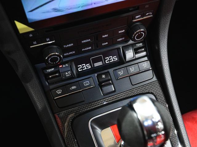 911 911GT2 RS ヴァイザッハPKG クラブスポーツPKG スポーツクロノPKG フロントリフトシステム LEDメインブラックヘッドライトPDLS スモーカーパッケージ ライトデザインパッケージ(28枚目)