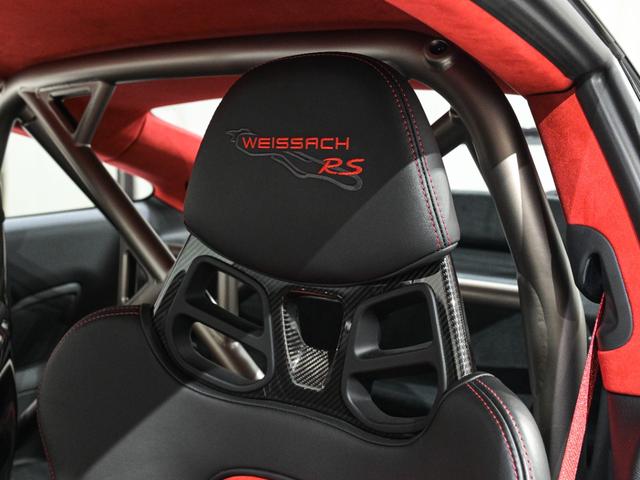 911 911GT2 RS ヴァイザッハPKG クラブスポーツPKG スポーツクロノPKG フロントリフトシステム LEDメインブラックヘッドライトPDLS スモーカーパッケージ ライトデザインパッケージ(35枚目)
