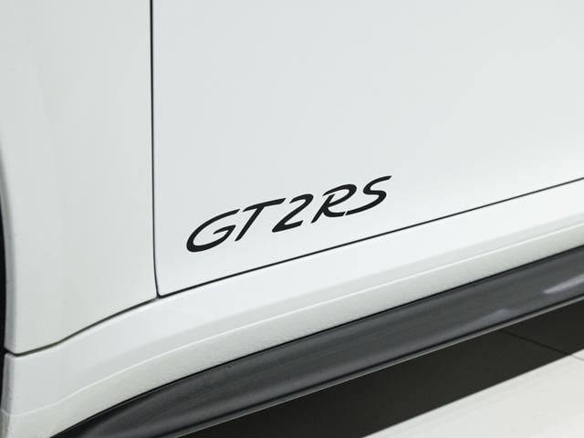 911 911GT2 RS ヴァイザッハPKG クラブスポーツPKG スポーツクロノPKG フロントリフトシステム LEDメインブラックヘッドライトPDLS スモーカーパッケージ ライトデザインパッケージ(43枚目)