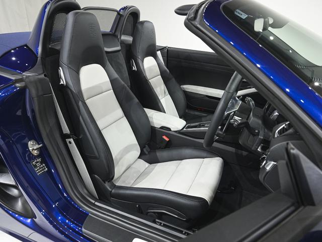 718ボクスター 718ボクスター スポーツクロノPKG SportDesignPKG パワーステアリング+ ヒーター付マルチファンクション ステアリングホイール シートヒーター LEDヘッドライトPDLS(13枚目)
