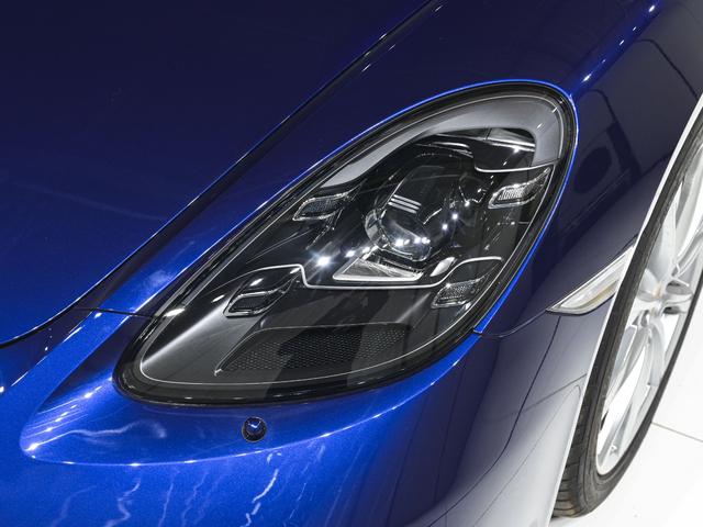718ボクスター 718ボクスター スポーツクロノPKG SportDesignPKG パワーステアリング+ ヒーター付マルチファンクション ステアリングホイール シートヒーター LEDヘッドライトPDLS(17枚目)