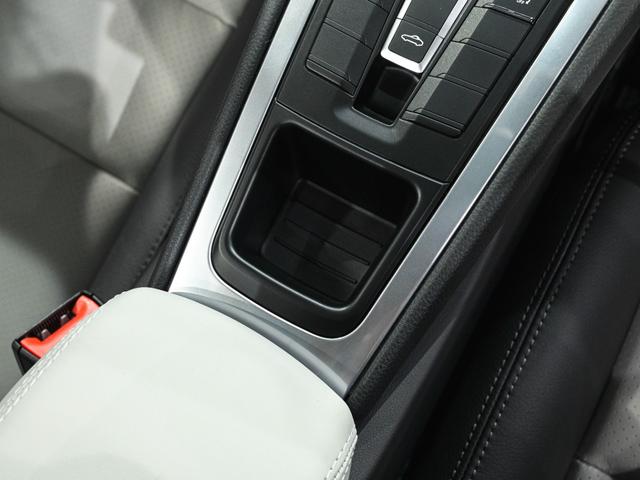 718ボクスター 718ボクスター スポーツクロノPKG SportDesignPKG パワーステアリング+ ヒーター付マルチファンクション ステアリングホイール シートヒーター LEDヘッドライトPDLS(29枚目)