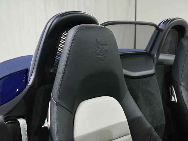 718ボクスター 718ボクスター スポーツクロノPKG SportDesignPKG パワーステアリング+ ヒーター付マルチファンクション ステアリングホイール シートヒーター LEDヘッドライトPDLS(35枚目)