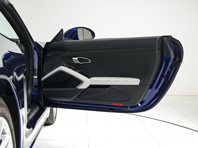 718ボクスター 718ボクスター スポーツクロノPKG SportDesignPKG パワーステアリング+ ヒーター付マルチファンクション ステアリングホイール シートヒーター LEDヘッドライトPDLS(37枚目)