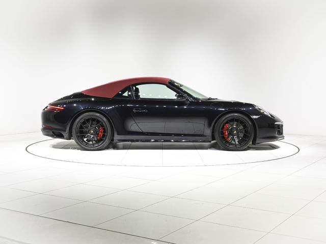 911 カブリオレ カレラ4 GTS カーボンインテリアPKG BOSEサラウンドサウンドシステム パワーステアリングプラス LED ヘッドライトPDLS シートヒーター リアアクセルステアリング 20in 911Turbo Sホイール(4枚目)