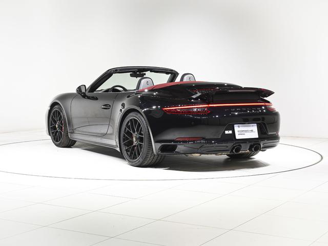 911 カブリオレ カレラ4 GTS カーボンインテリアPKG BOSEサラウンドサウンドシステム パワーステアリングプラス LED ヘッドライトPDLS シートヒーター リアアクセルステアリング 20in 911Turbo Sホイール(7枚目)