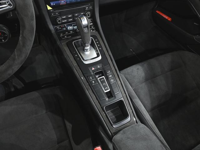 911 カブリオレ カレラ4 GTS カーボンインテリアPKG BOSEサラウンドサウンドシステム パワーステアリングプラス LED ヘッドライトPDLS シートヒーター リアアクセルステアリング 20in 911Turbo Sホイール(12枚目)