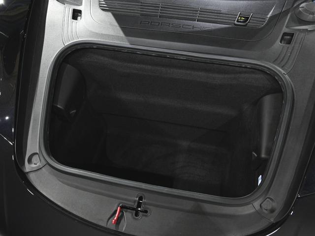 911 カブリオレ カレラ4 GTS カーボンインテリアPKG BOSEサラウンドサウンドシステム パワーステアリングプラス LED ヘッドライトPDLS シートヒーター リアアクセルステアリング 20in 911Turbo Sホイール(15枚目)