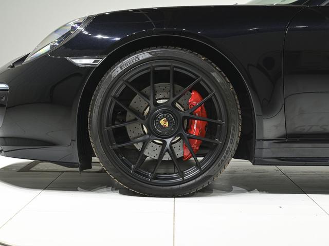 911 カブリオレ カレラ4 GTS カーボンインテリアPKG BOSEサラウンドサウンドシステム パワーステアリングプラス LED ヘッドライトPDLS シートヒーター リアアクセルステアリング 20in 911Turbo Sホイール(16枚目)