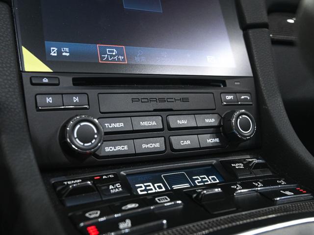 911 カブリオレ カレラ4 GTS カーボンインテリアPKG BOSEサラウンドサウンドシステム パワーステアリングプラス LED ヘッドライトPDLS シートヒーター リアアクセルステアリング 20in 911Turbo Sホイール(26枚目)